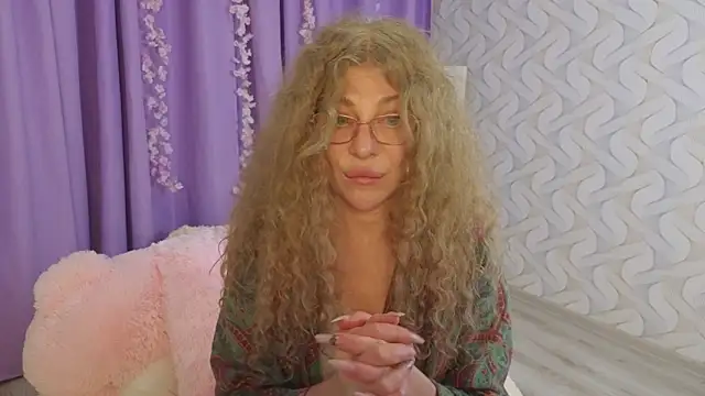 EvaTemptt online show from 1, 3, 2026