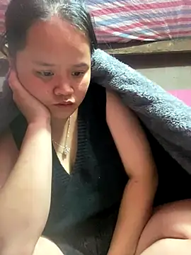 Thanhhuyen001 online show from 18, 12, 2025