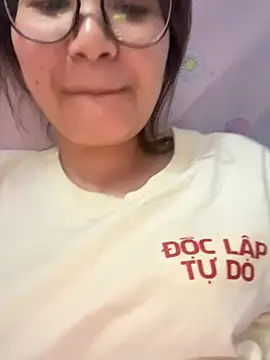 Thanhhuyen001 online show from 8, 6, 2026