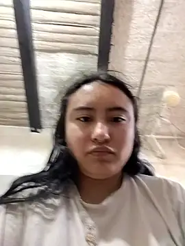 Venuz Rivers  online show from 4, 2, 2026