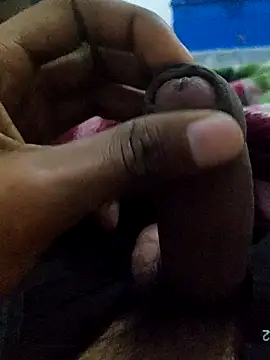 Snapshot of padosi_girl chatting on 15, 2, 2026 padosi girl online show from 15, 2, 2026