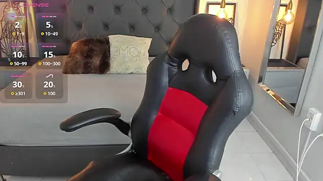 Snapshot of angelinemore chatting on 9, 2, 2026 angelinemore online show from 9, 2, 2026