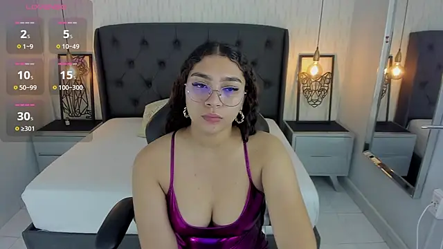 Snapshot of angelinemore chatting on 31, 3, 2026 angelinemore online show from 31, 3, 2026