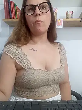 SofiEsteves online show from 27, 2, 2026