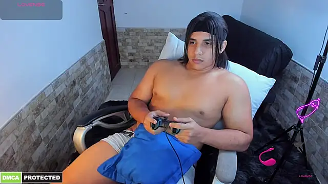 latinboyfit online show from 3, 2, 2026