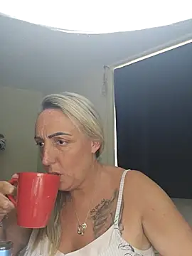 theblondecocklover online show from 26, 4, 2026