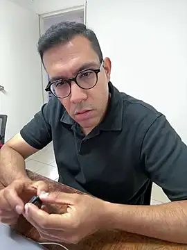 Snapshot of AdrianGarcia89 chatting on 11, 6, 2026 AdrianGarcia89 online show from 11, 6, 2026