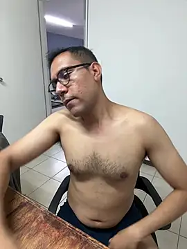 Snapshot of AdrianGarcia89 chatting on 11, 6, 2026 AdrianGarcia89 online show from 11, 6, 2026