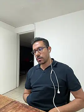 Snapshot of AdrianGarcia89 chatting on 30, 7, 2026 AdrianGarcia89 online show from 30, 7, 2026