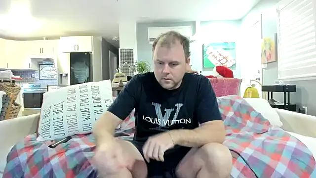 Studmuffin4you online show from 14, 2, 2026