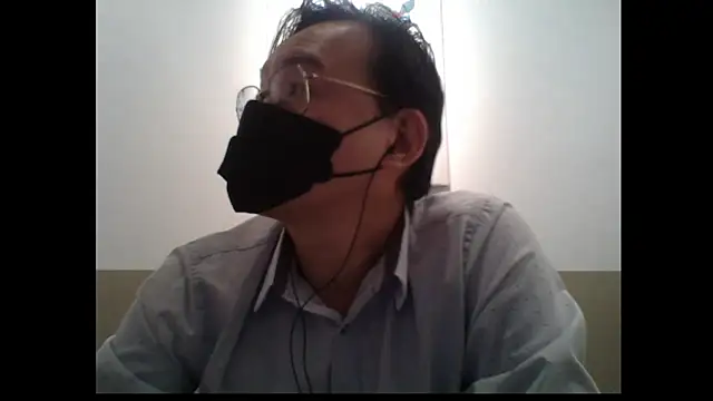 Snapshot of littlegoddyboy chatting on 3, 2, 2026 littlegoddyboy online show from 3, 2, 2026