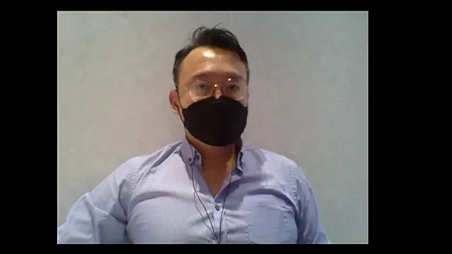 Snapshot of littlegoddyboy chatting on 3, 3, 2026 littlegoddyboy online show from 3, 3, 2026