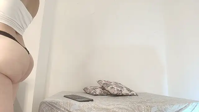 saramaartinez online show from 18, 2, 2026