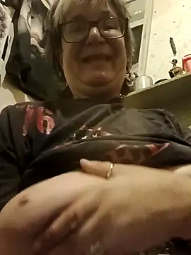 becky1111 online show from 17, 7, 2026