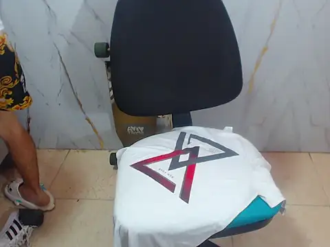 Boy tatto77 online show from 3, 4, 2026