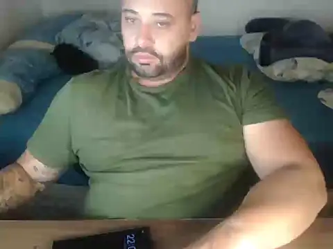 Snapshot of drlluis chatting on 4, 2, 2026 drlluis online show from 4, 2, 2026