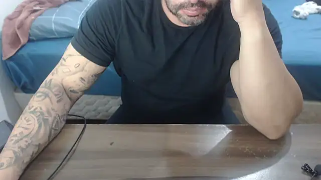 Snapshot of drlluis chatting on 15, 2, 2026 drlluis online show from 15, 2, 2026