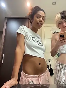 MikaScarlet online show from 1, 4, 2026