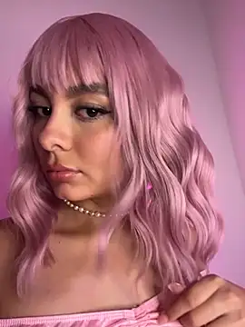 Nicollewest1 online show from 3, 2, 2026