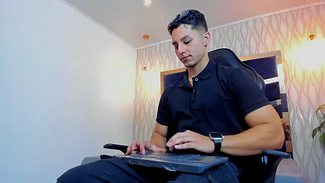 Noah Clarkk online show from 24, 3, 2026