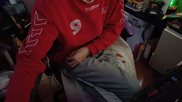 Snapshot of Gay-Versaut chatting on 11, 2, 2026 Gay-Versaut online show from 11, 2, 2026