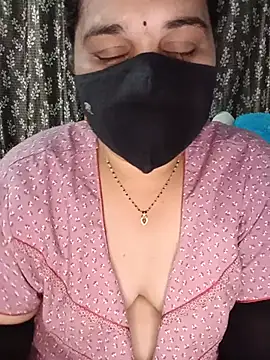 Snapshot of maduri__ chatting on 12, 7, 2026 maduri online show from 12, 7, 2026