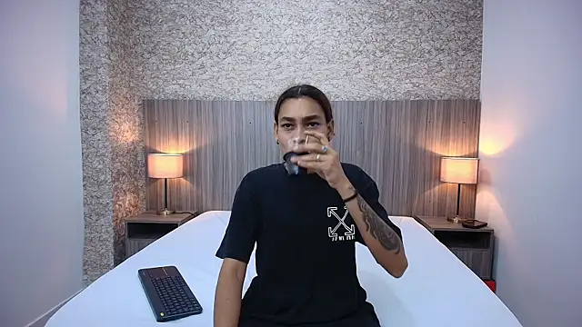 zoe bermudez online show from 22, 12, 2025