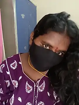 Snapshot of sirisha__9 chatting on 3, 8, 2026 sirisha 9 online show from 3, 8, 2026
