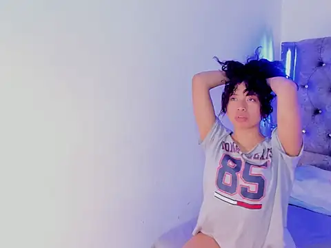 Mia Cavalli online show from 18, 12, 2025