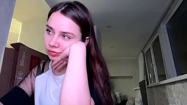 Snapshot of MiloyNoir chatting on 7, 1, 2026 MiloyNoir online show from 7, 1, 2026