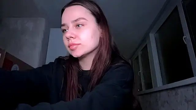 Snapshot of MiloyNoir chatting on 8, 1, 2026 MiloyNoir online show from 8, 1, 2026