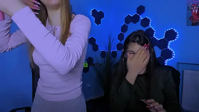 Snapshot of lizzie_boom_ chatting on 23, 2, 2026 lizzie boom online show from 23, 2, 2026