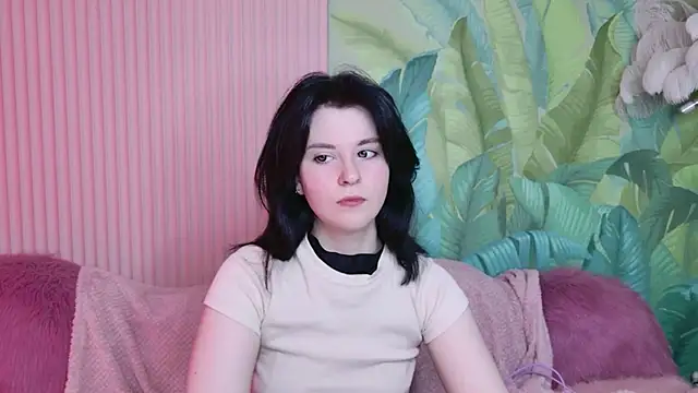 Milana Cold online show from 15, 1, 2026