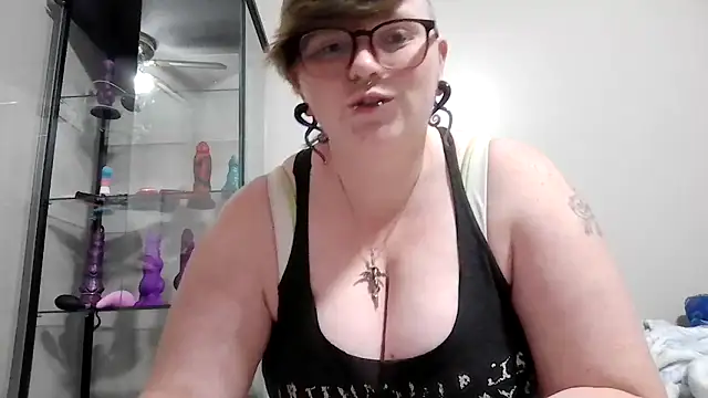 Snapshot of Pupghostt chatting on 20, 12, 2025 Pupghostt online show from 20, 12, 2025