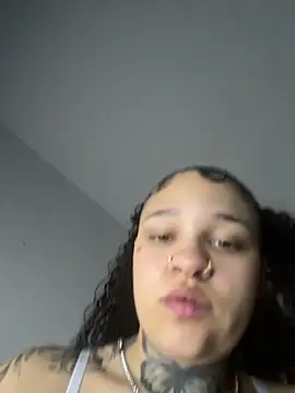 urprettygirlleenay online show from 5, 3, 2026