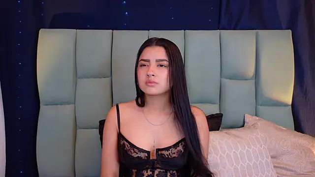 Snapshot of Emilyy05_ chatting on 16, 7, 2026 Emilyy05 online show from 16, 7, 2026