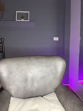 JennaMilf  online show from 11, 4, 2026