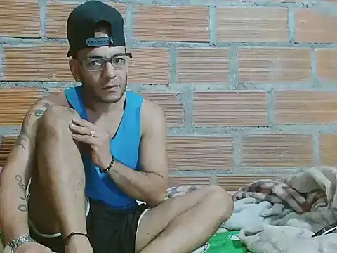 Snapshot of Alphamaster_92 chatting on 3, 2, 2026 Alphamaster 92 online show from 3, 2, 2026