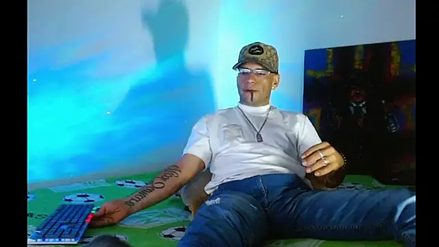 Alphamaster 92 online show from 8, 4, 2026