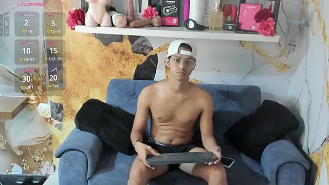 Victor LatinBoy online show from 22, 2, 2026