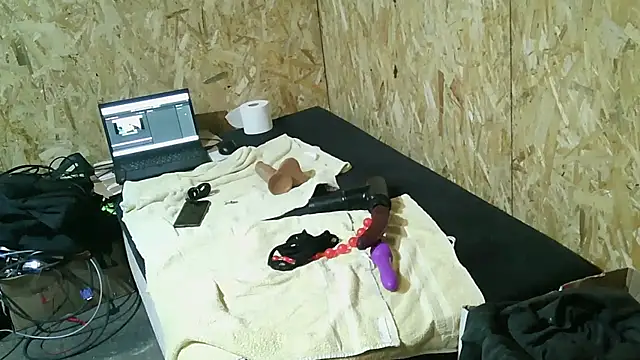 97sexboy97 online show from 15, 2, 2026