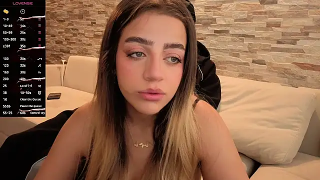 cute emmma online show from 9, 7, 2026