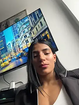 Ema Rose  online show from 21, 2, 2026