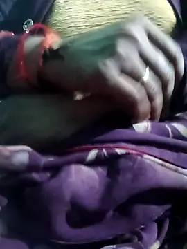 Snapshot of suman_bhabhi001 chatting on 19, 1, 2026 suman bhabhi001 online show from 19, 1, 2026