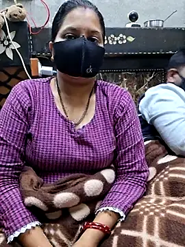 Radhacpl9528 online show from 6, 1, 2026