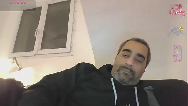 Snapshot of masterskorp chatting on 2, 2, 2026 masterskorp online show from 2, 2, 2026