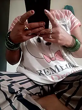 ritu7755 online show from 15, 4, 2026