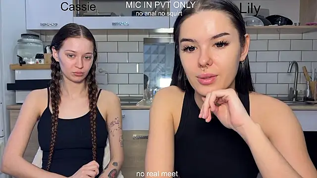 Snapshot of girls_secrets chatting on 13, 2, 2026 girls secrets online show from 13, 2, 2026