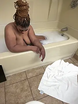 Ghoulsnooze 19 online show from 19, 4, 2026