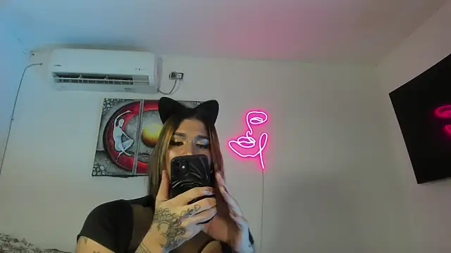 Snapshot of Maya_Nova chatting on 18, 1, 2026 Maya Nova online show from 18, 1, 2026